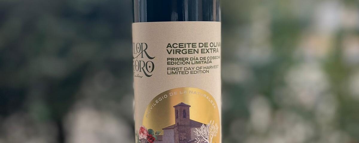 Botella de medio litro aceite de oliva virgen extra, cosecha temprana de octubre, Flor de oro